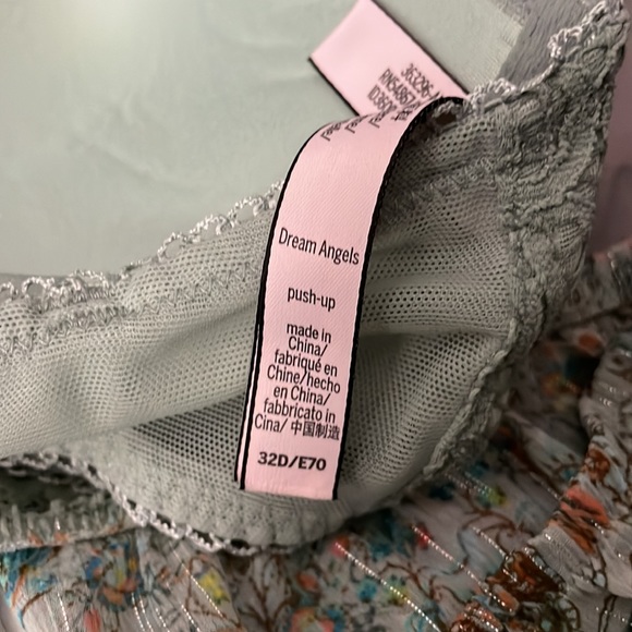 Victoria Secrect Bra/Short Set - Picture 5 of 5